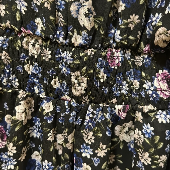 City Chic Floral Faux Wrap dress - Picture 6 of 7